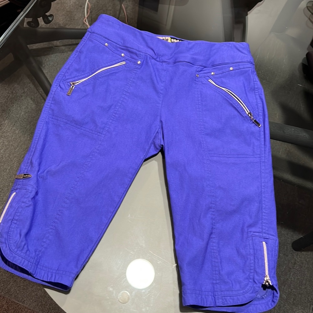 Purple long golf shorts